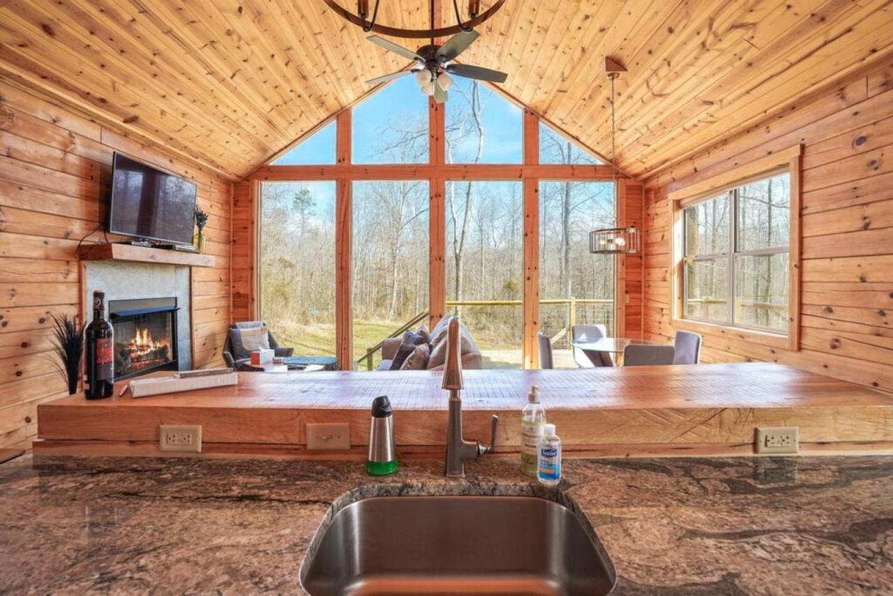 Fern Haven A Modern Take On Hocking Hills Cabins Stella Eksteriør billede