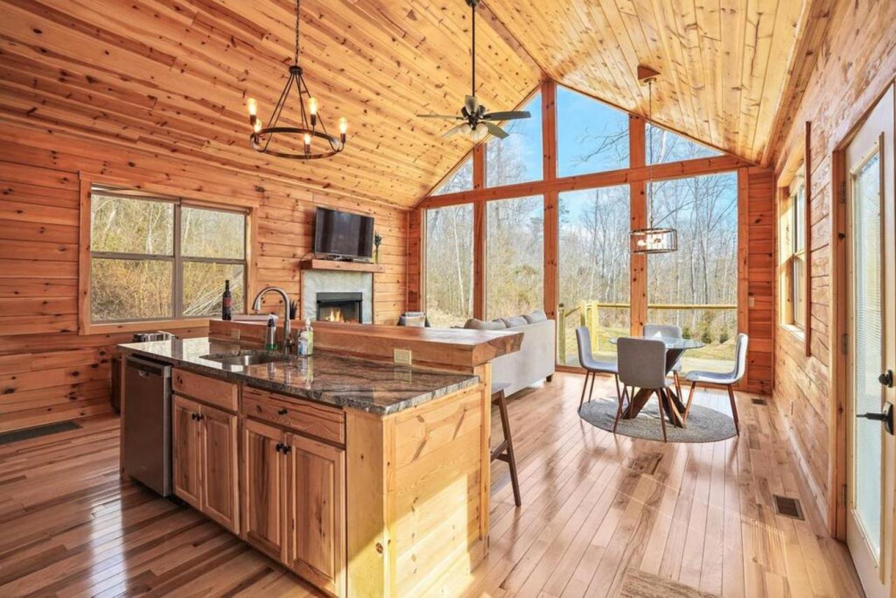 Fern Haven A Modern Take On Hocking Hills Cabins Stella Eksteriør billede