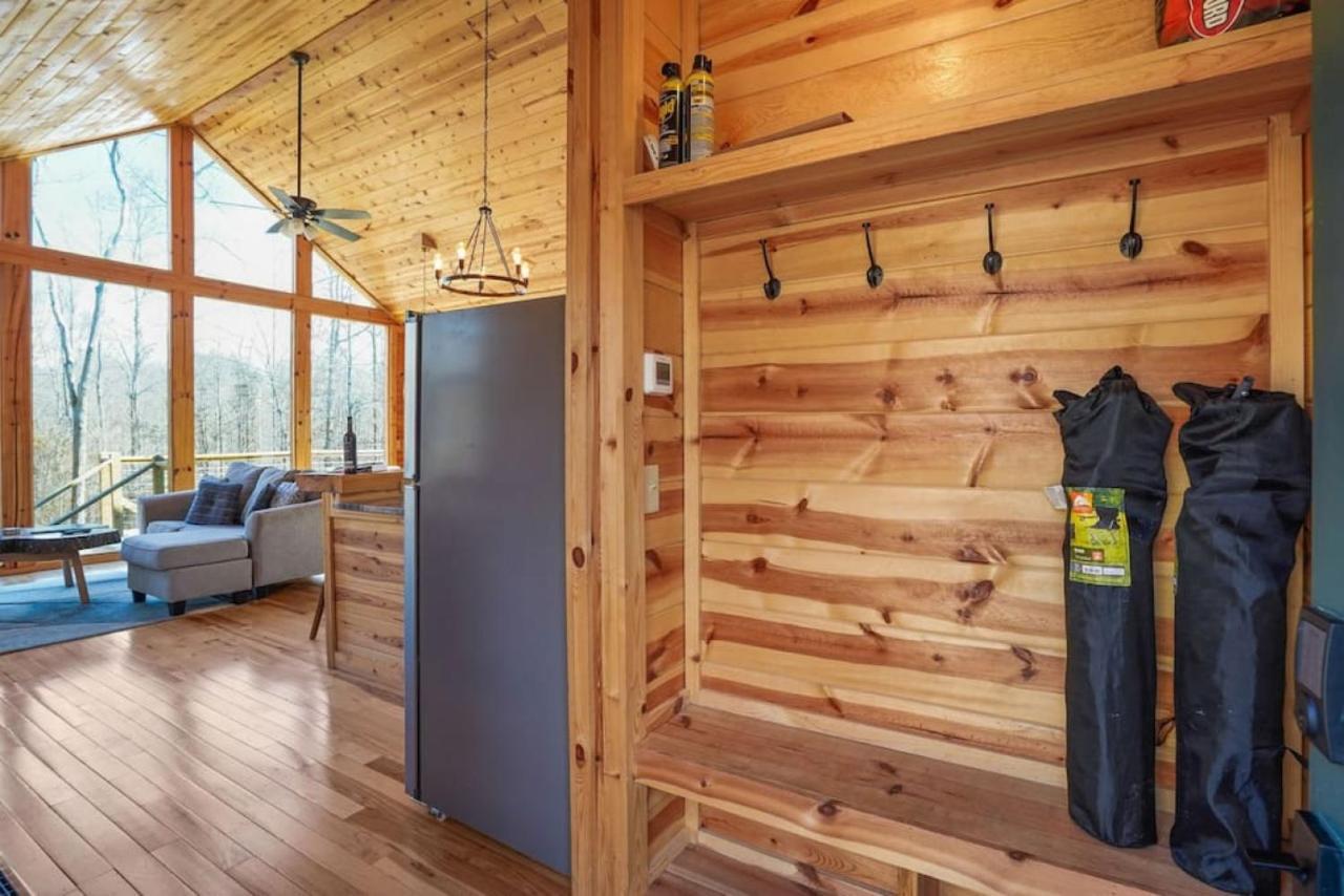 Fern Haven A Modern Take On Hocking Hills Cabins Stella Eksteriør billede