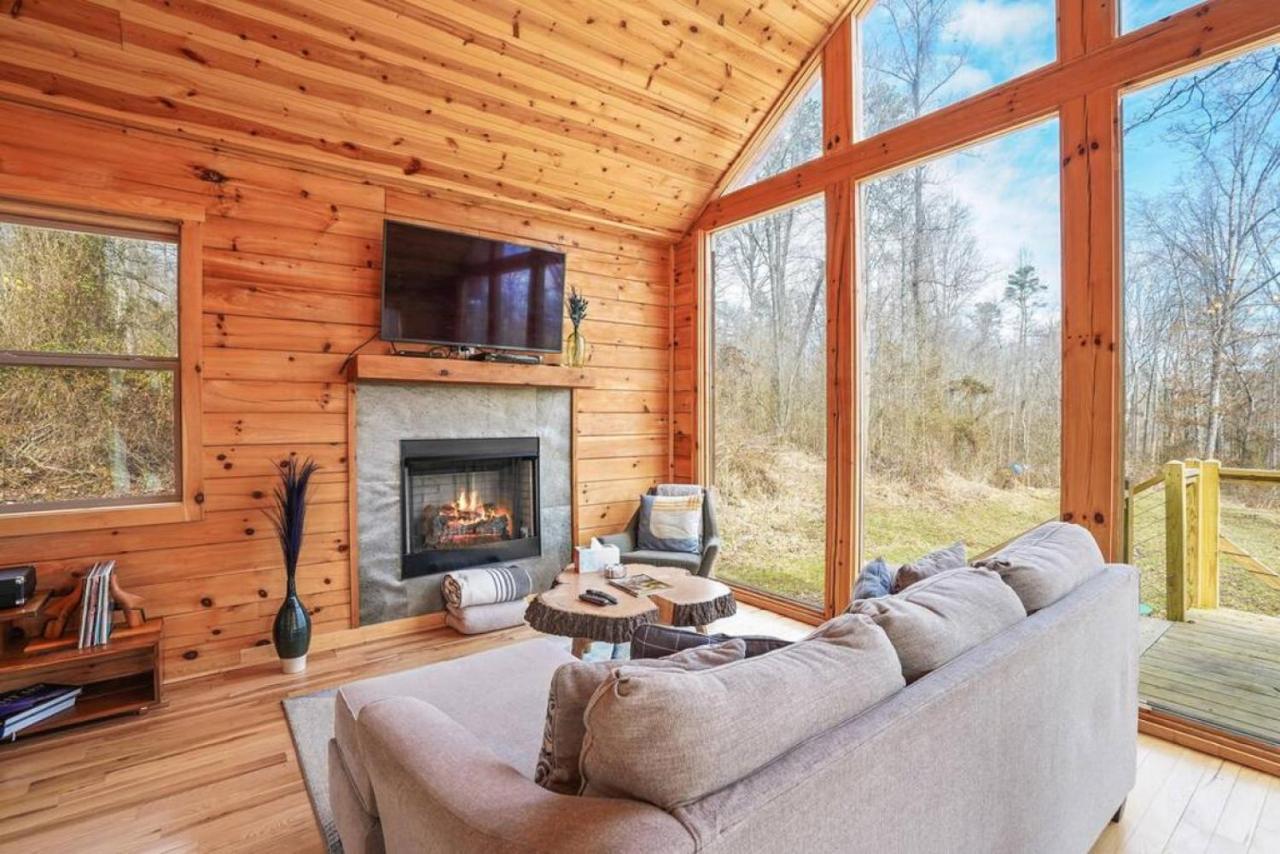 Fern Haven A Modern Take On Hocking Hills Cabins Stella Eksteriør billede