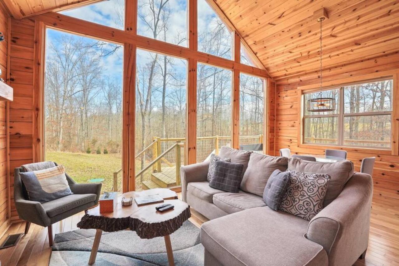 Fern Haven A Modern Take On Hocking Hills Cabins Stella Eksteriør billede