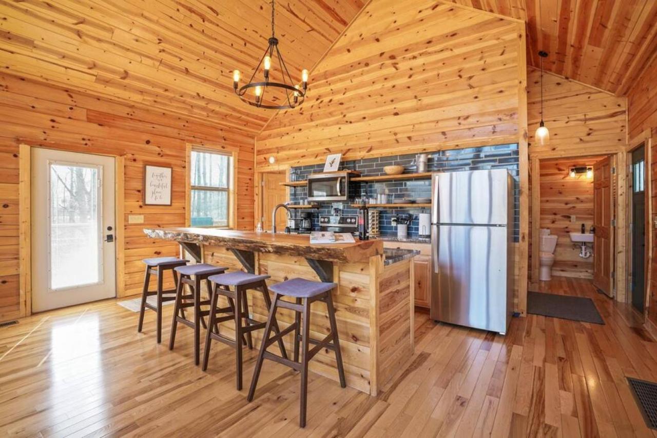 Fern Haven A Modern Take On Hocking Hills Cabins Stella Eksteriør billede