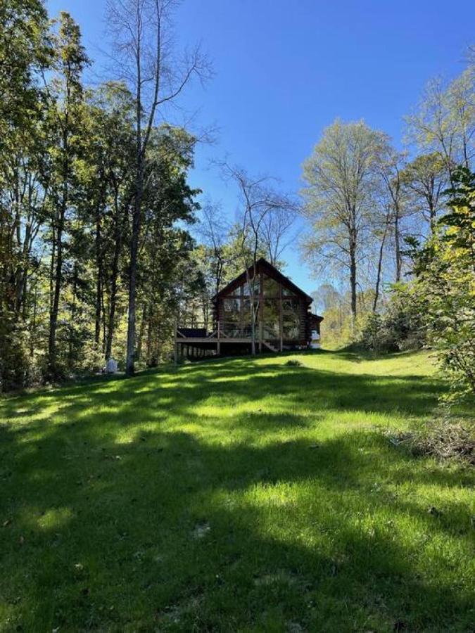 Fern Haven A Modern Take On Hocking Hills Cabins Stella Eksteriør billede